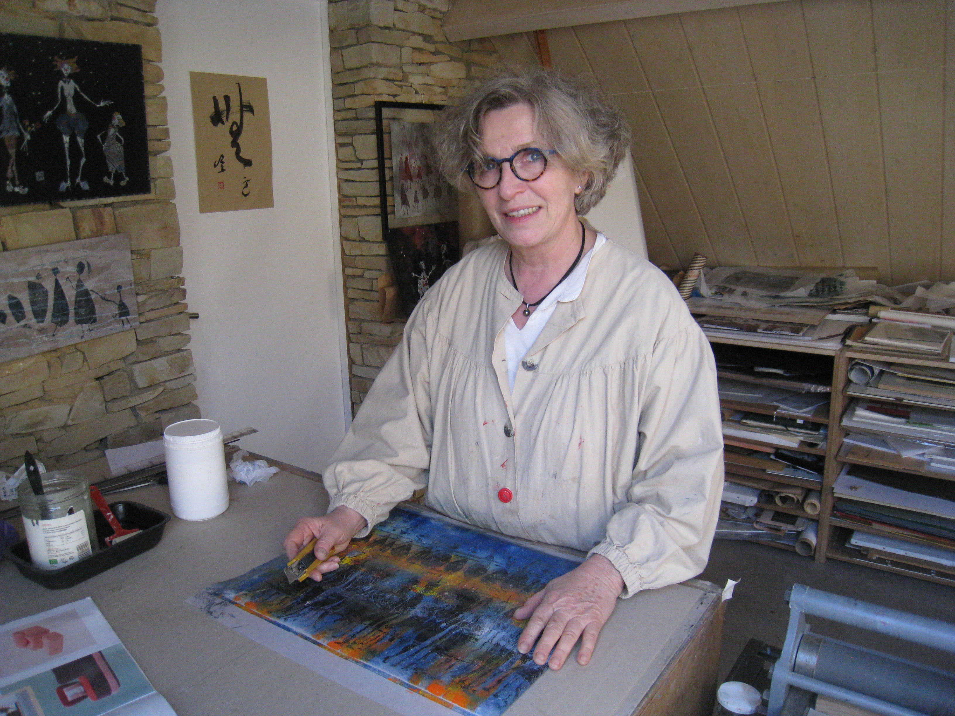 Galerie éphémère dans les locaux et commerces : 15 artistes 'de papier' s'exposent ! Galerie éphémère dans les locaux et commerces : 15 artistes 'de papier' s'exposent !