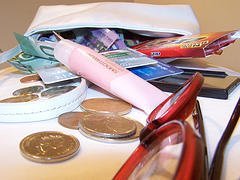 Je vide mon sac et mes poches ! Je vide mon sac et mes poches !